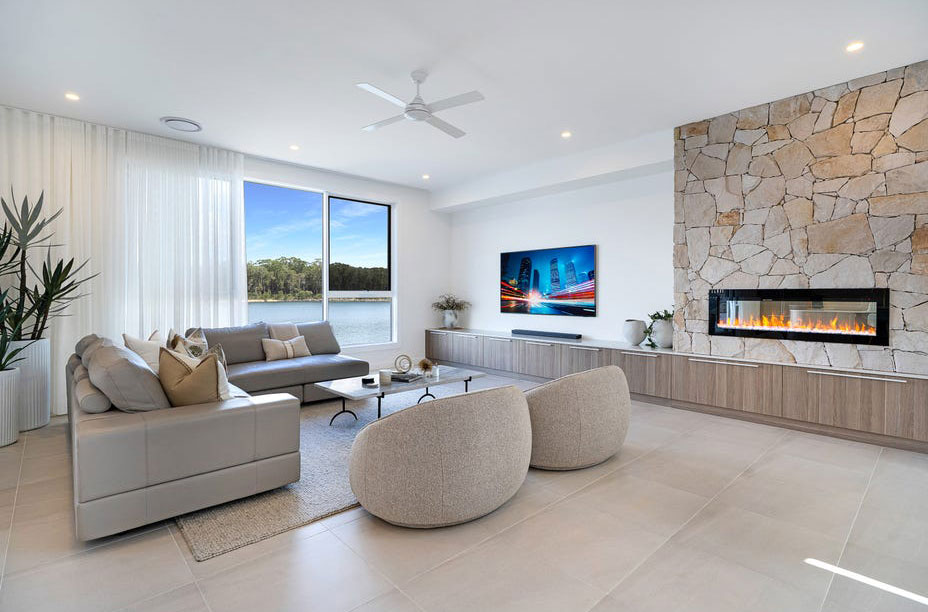 Pelican Waters 17 Image 1