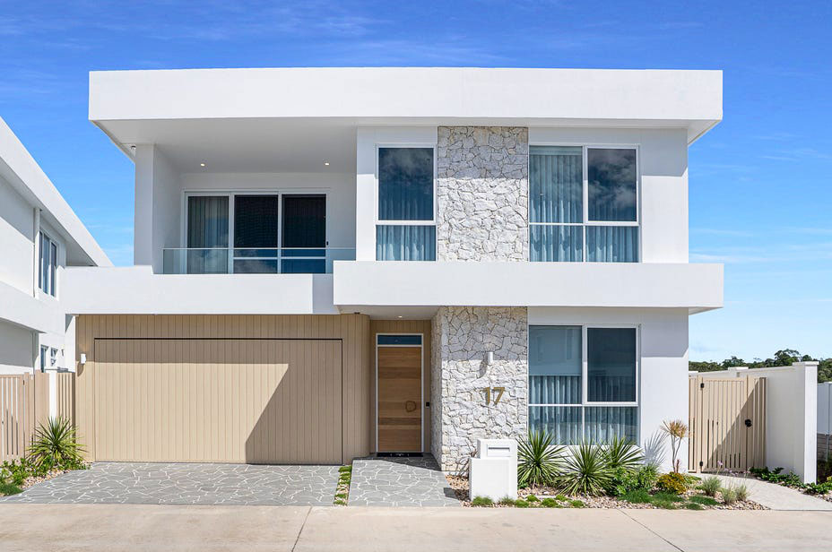 Pelican Waters 17 Image 14