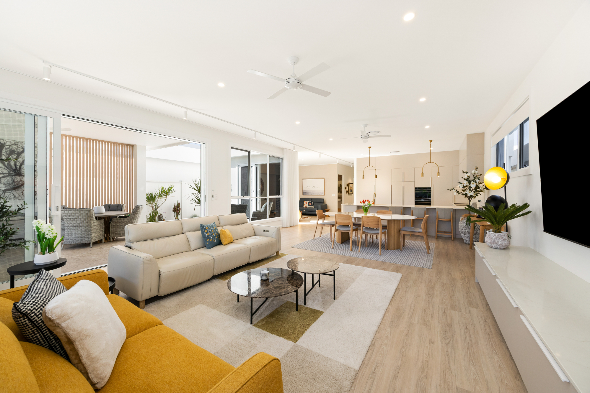 Pelican Waters 226 Image 8