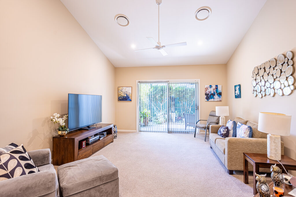 Tea Gardens 37 Image 4