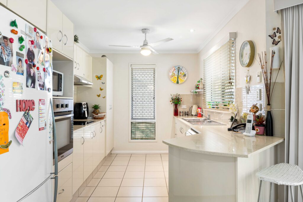 Waterford 23 Image 2