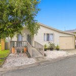 Willow Lodge 1 Colonial Drive Image 1