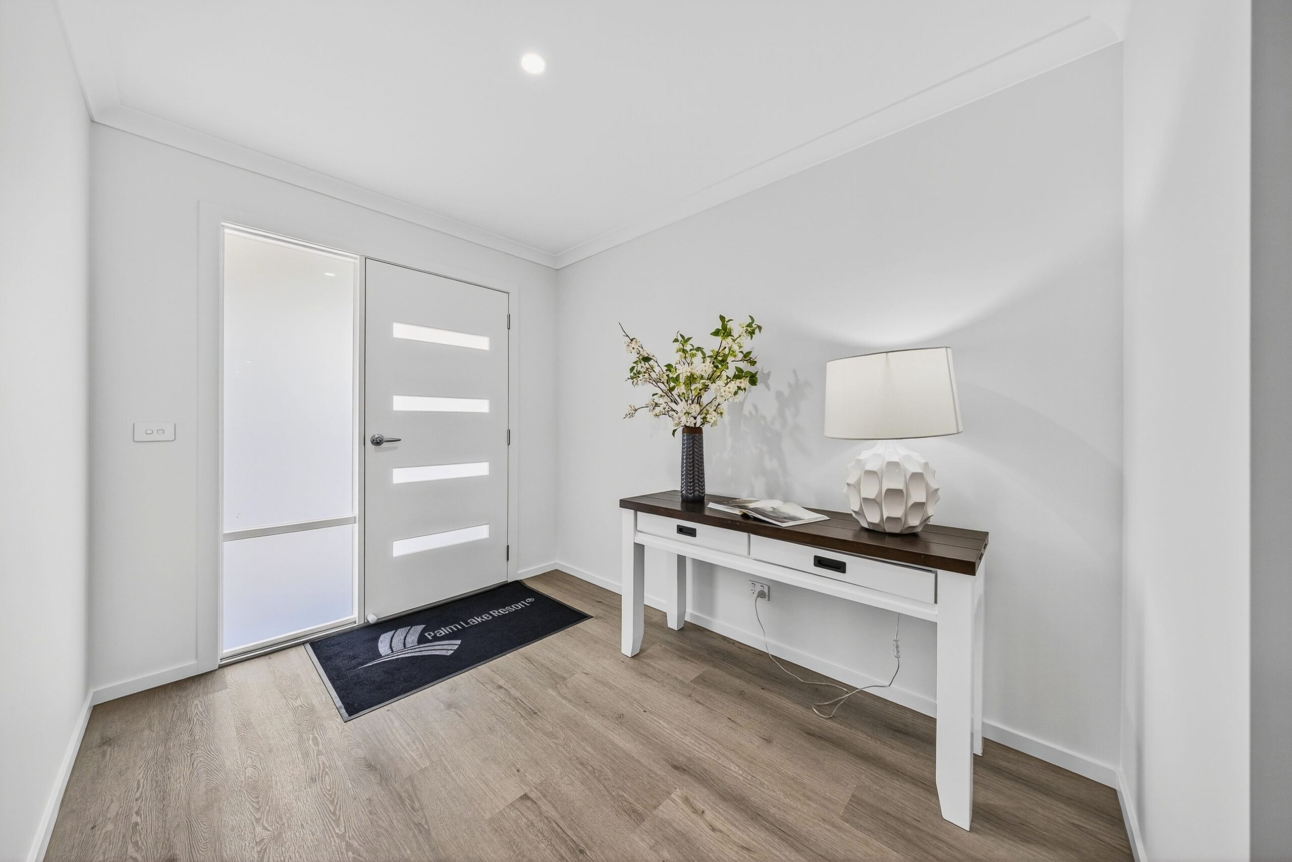 Willow Lodge 12 Grand Court Image 3