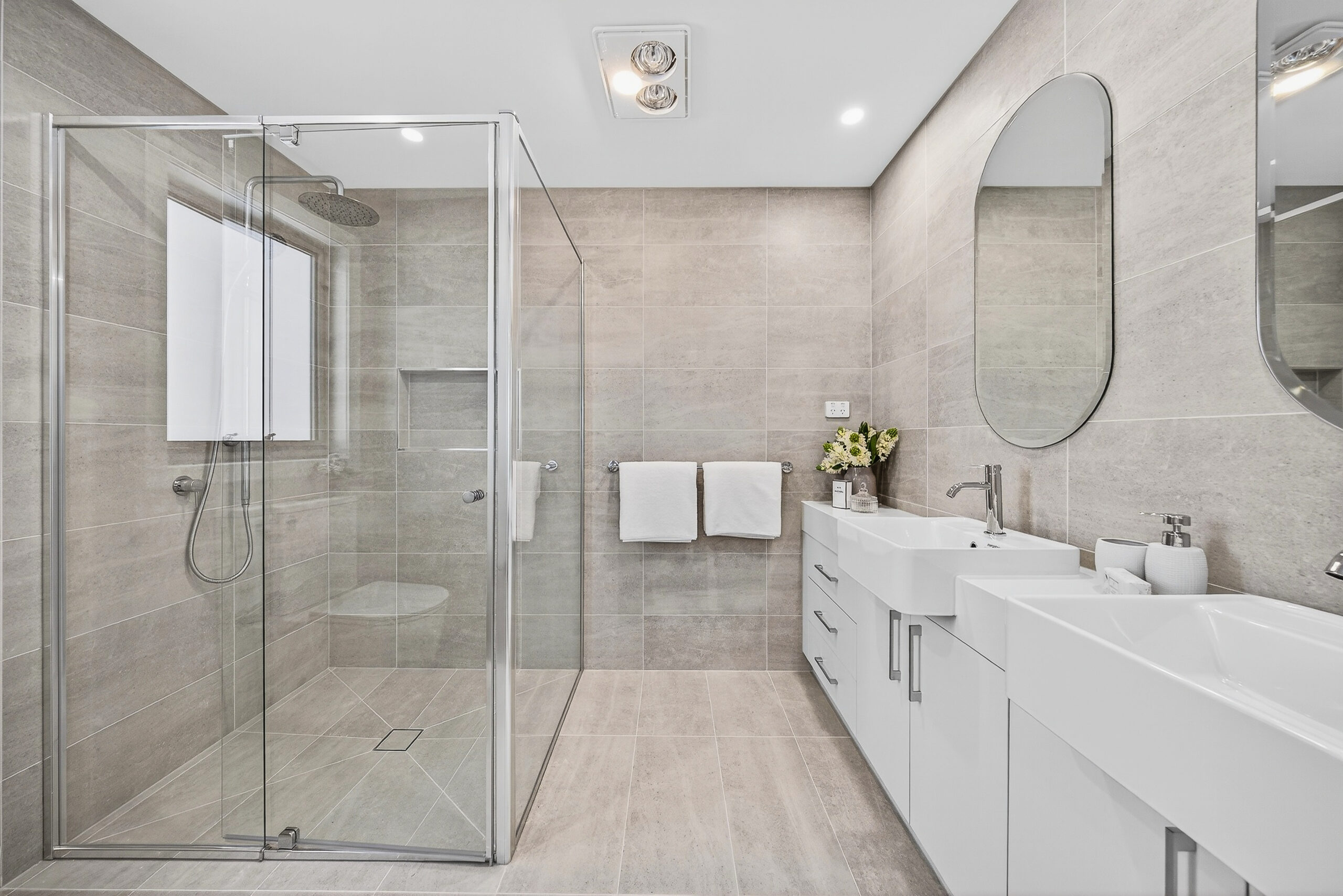 Willow Lodge 12 Grand Court Image 5