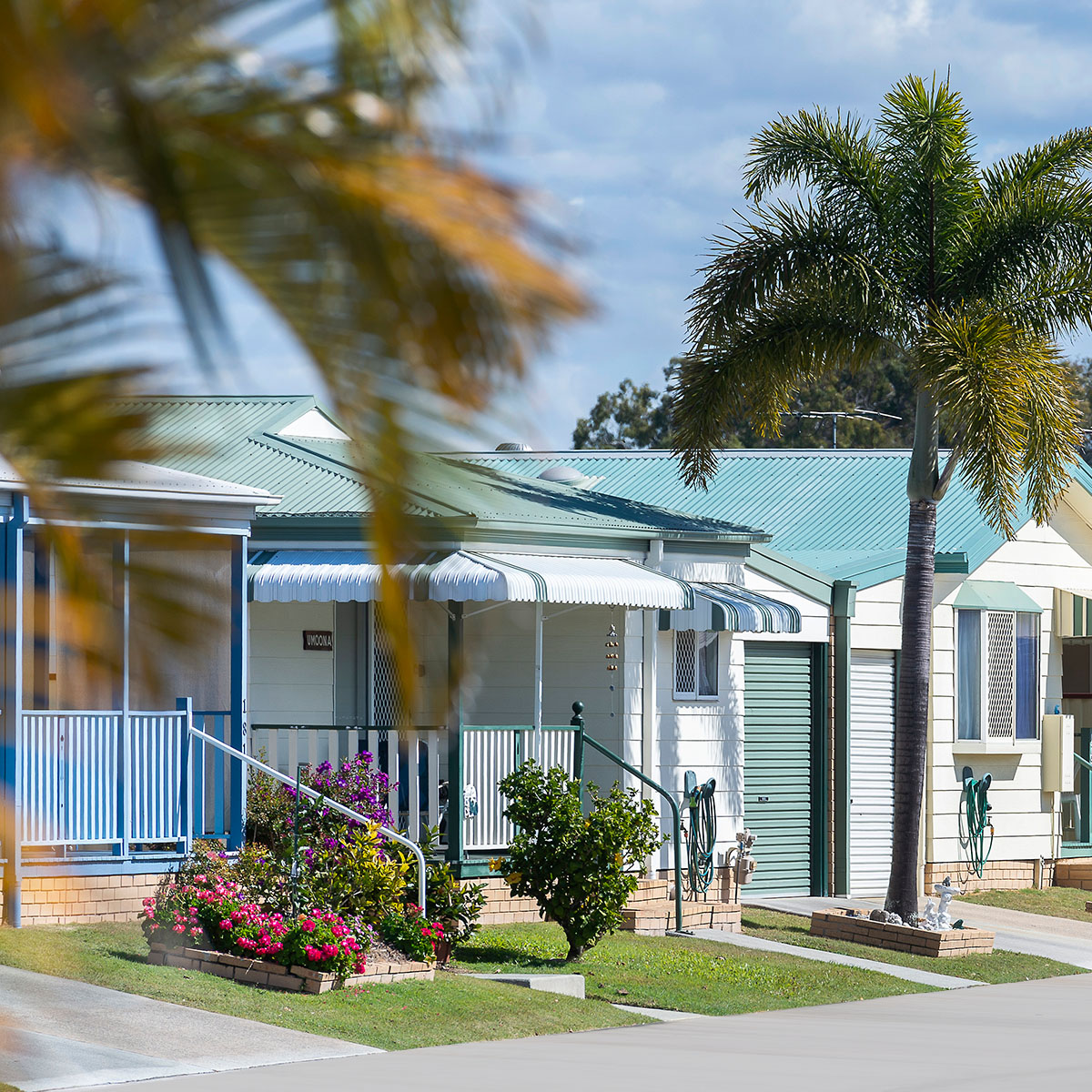 deception bay streetscape square