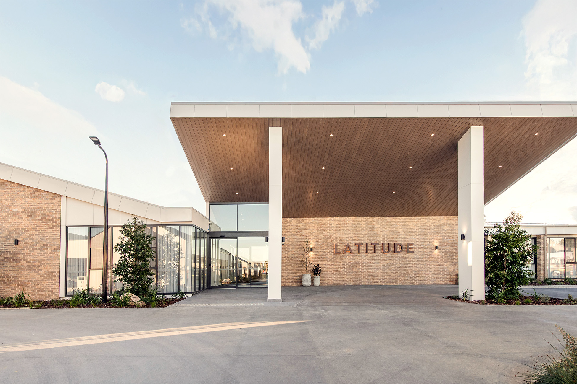 paynesville rezolution WEB edit sky