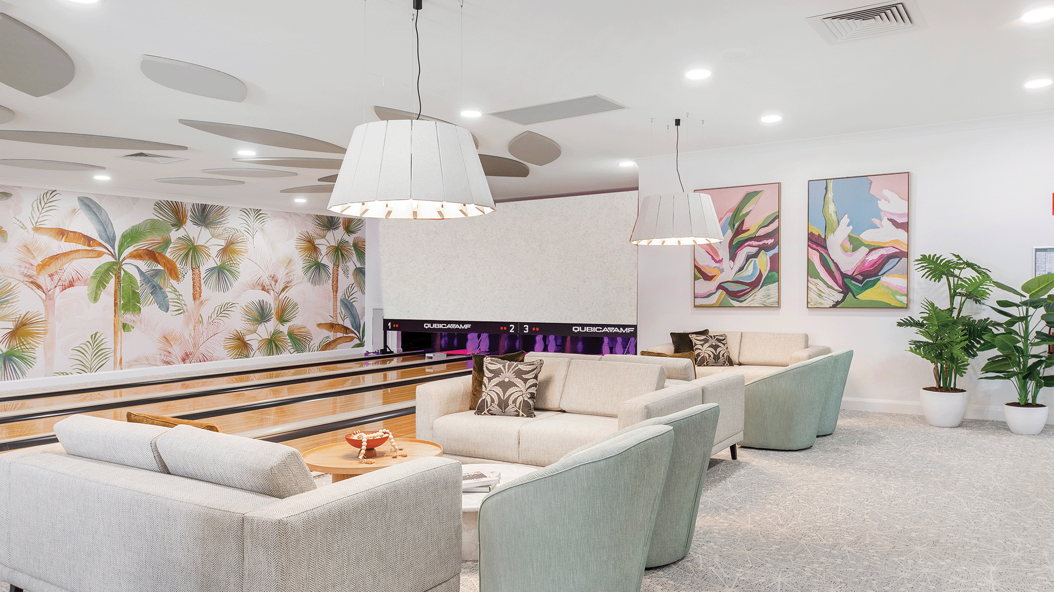 sofas and pink